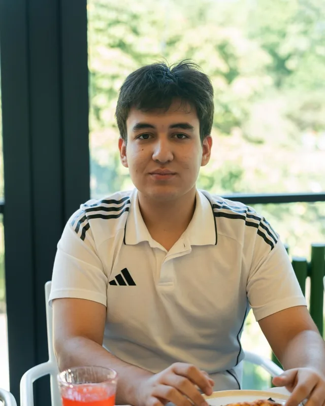 Azizbek Oripov